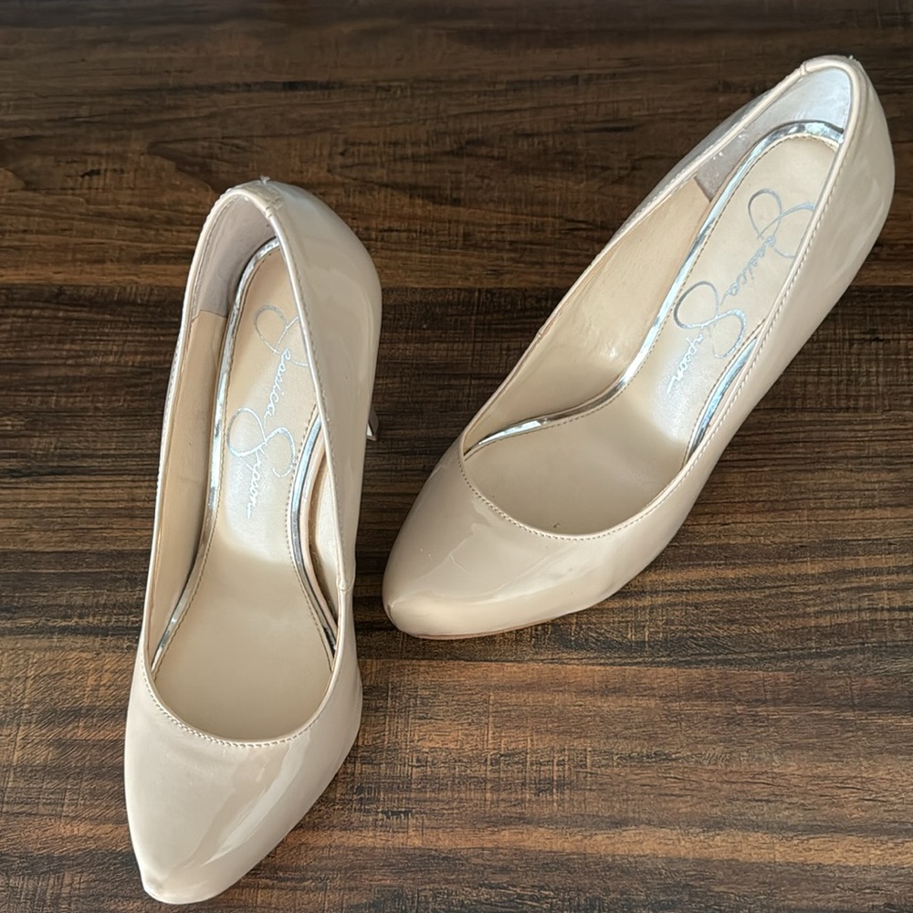 Jessica Simpson heels - Picture 3 of 6